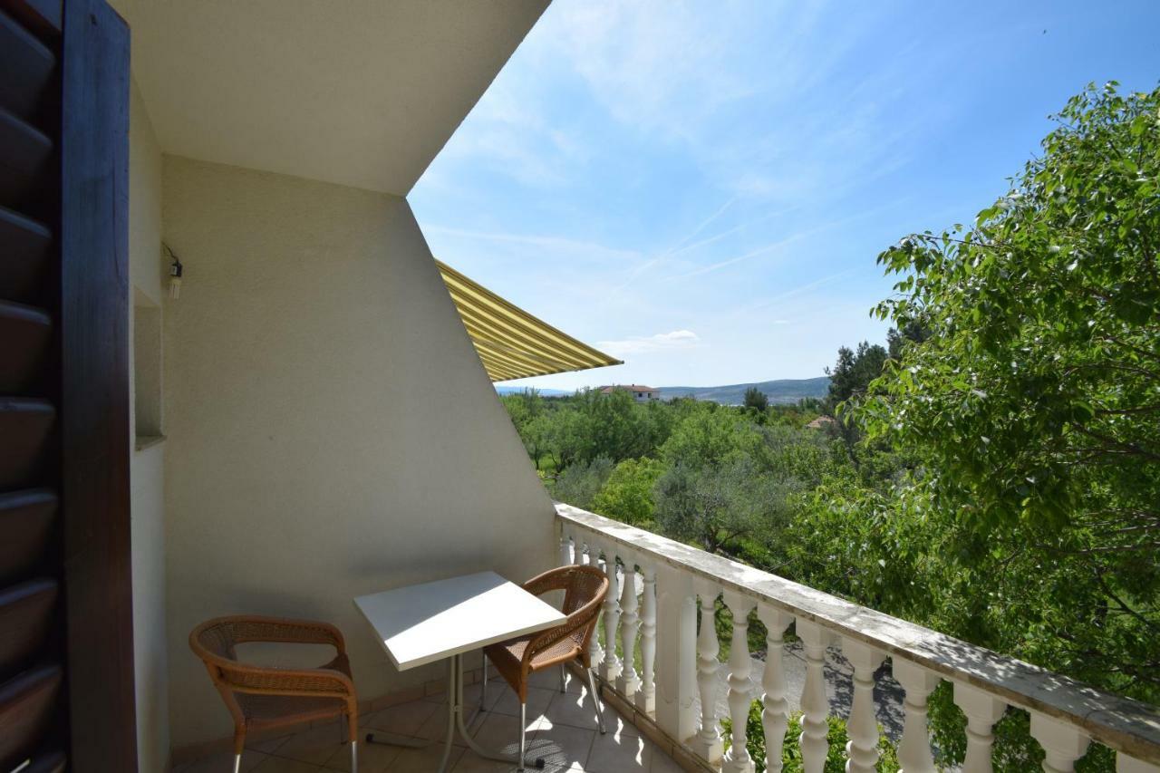 Apartments Nina Starigrad Paklenica Exterior foto